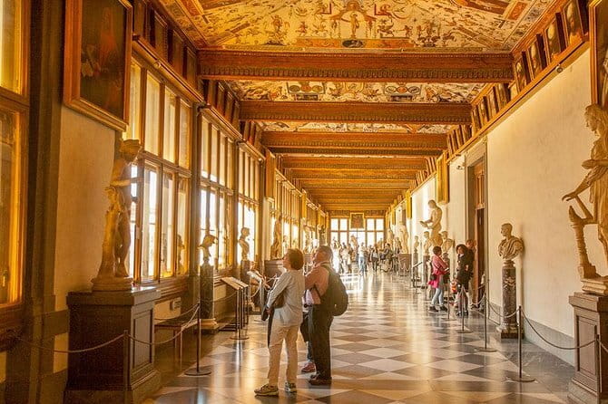 Inferno by Dan Brown Novel 4 hours with Boboli Gardens - The three-hour Inferno route with a private guide
