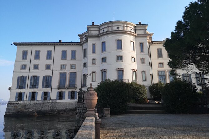Isola Bella's palace and gardens with a private local guide - Key points to know before booking