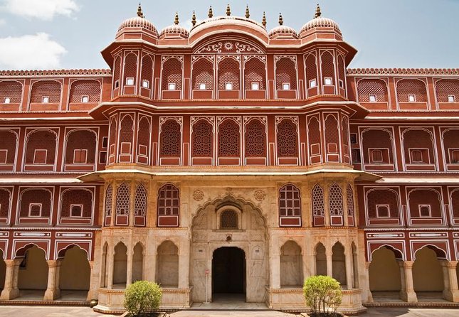 Jaipur Full-Day Heritage Tour with Guide - Key points to know before booking