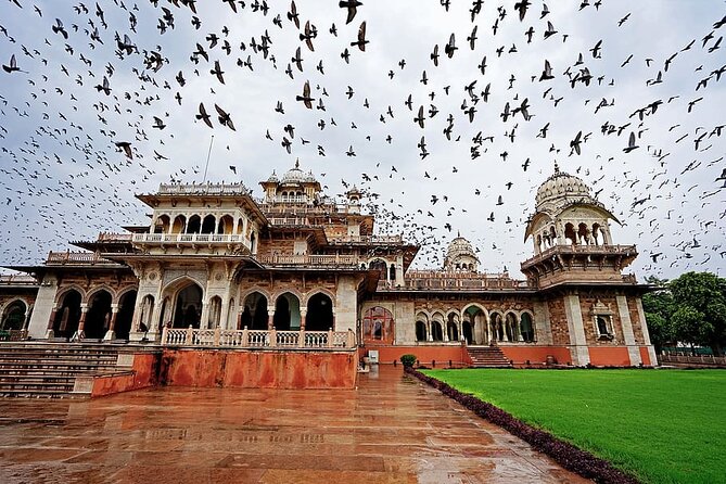 Jaipur Full-Day Heritage Tour with Guide - Jal Mahal is a quick lakefront photo stop