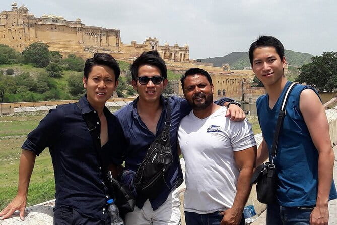 Jaipur Half-Day Tour with Flower Market by Tuk-Tuk or Car - The Pink City: one hour among old streets and markets