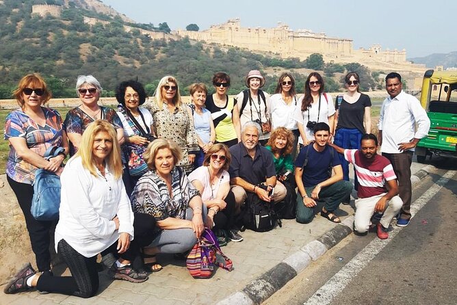 Jaipur Tour by Tuk-Tuk or Car with Flower Market - Panna Meena ka Kund and Jaipur’s step-well design