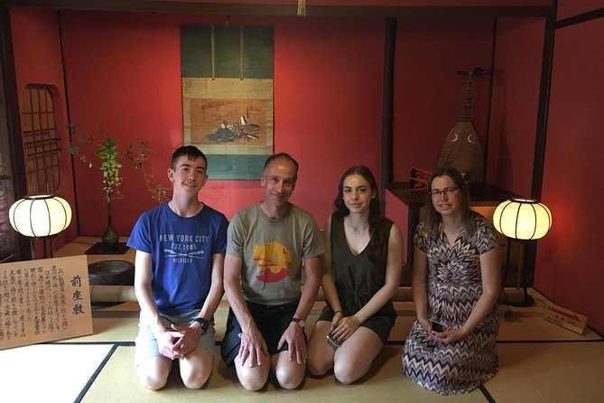 Kanazawa Private Tour: Highlights of an Old Samurai Town - A quiet pause at the D. T. Suzuki Museum