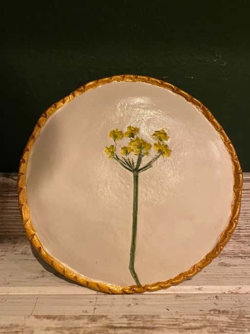 Karpathos: Botanical Clay Workshop & Pottery in a Vineyard - Choosing leaves, herbs, and flowers