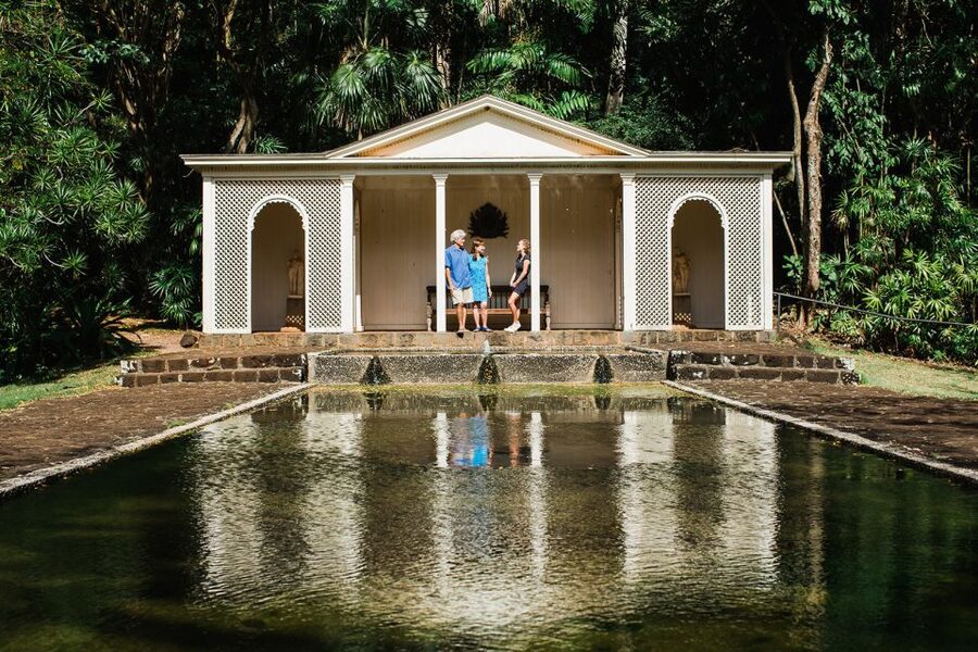 Kauai: Allerton Garden Guided Group Walking Tour - The garden’s cultural and family story