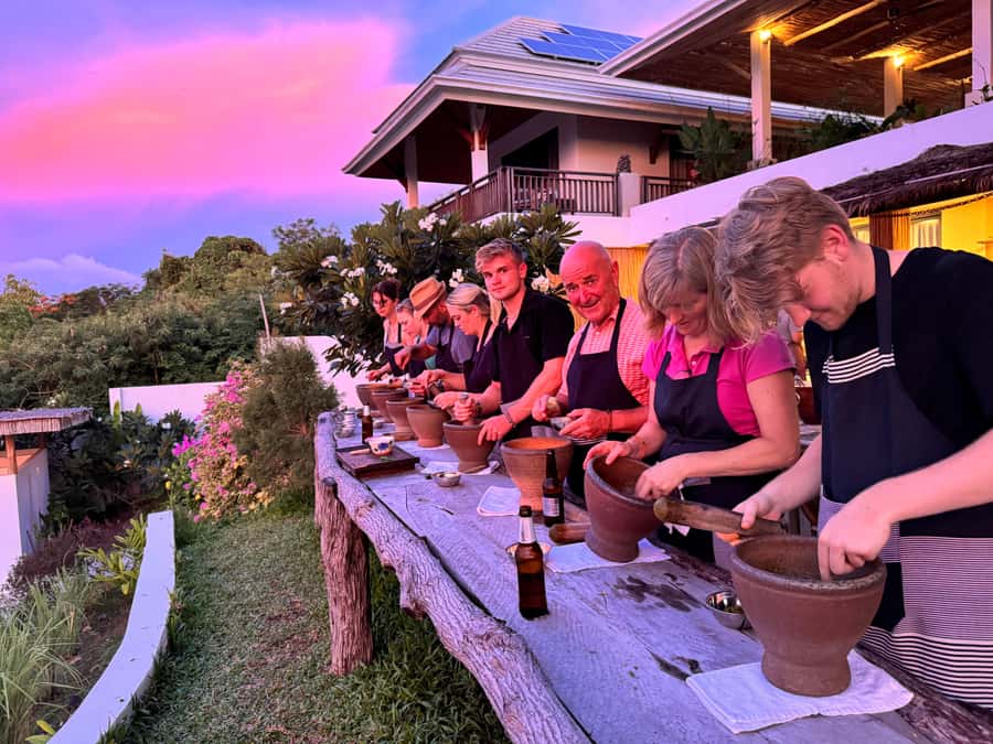 Koh Samui: Evening Thai Cooking Class with Organic Garden - Why the evening timing works so well