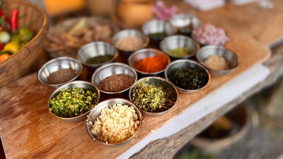 Koh Samui: Evening Thai Cooking Class with Organic Garden - Vegetarian and dietary adjustments