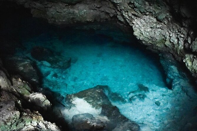 Kuza Cave, Monkey Tour, Secret Garden, Prison Island, Salaam Cave - Why this Zanzibar day works best as a sampler