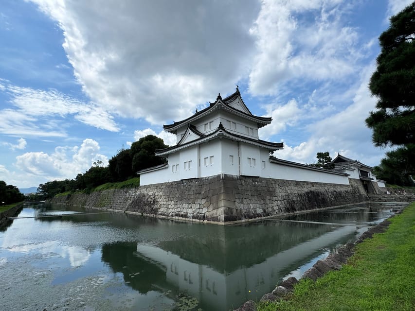 Kyoto: Nijo Castle & Gardens 2-Hour Guided Tour - Practical details that affect your day