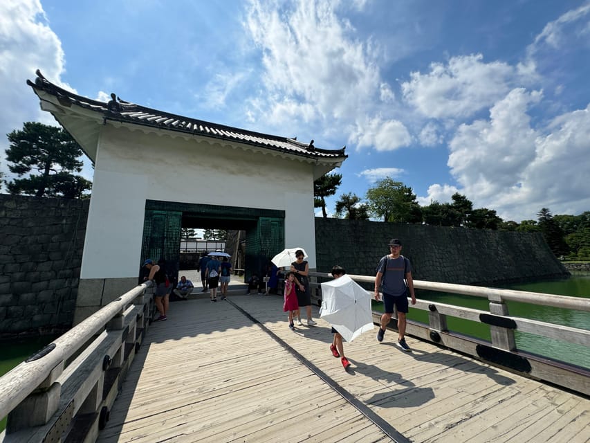Kyoto: Nijo Castle & Gardens 2-Hour Guided Tour - What the $54 price really gives you