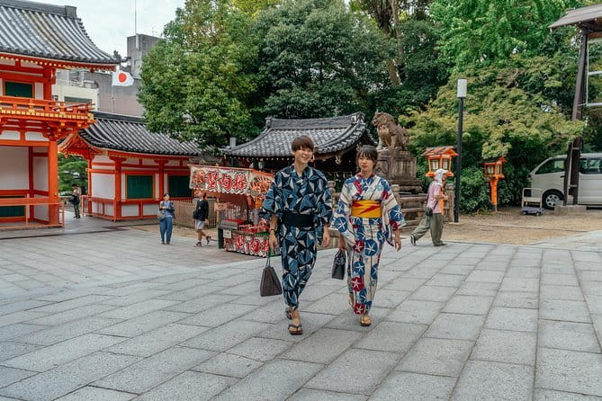 Kyoto Spring Evening (Cherry Blossom) Food Tour - What Could Go Wrong