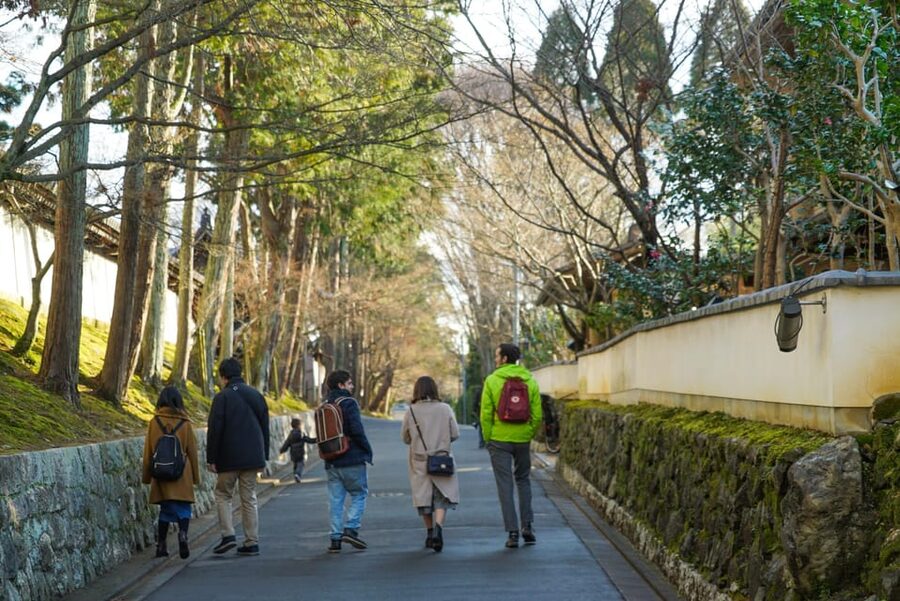 Kyoto: Zen Meditation and Garden Tour at a Temple with Lunch - Shojin ryori lunch after the temple visit