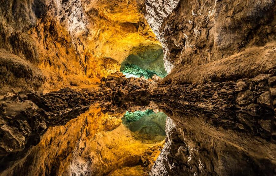 Lanzarote North Premium: Cueva Verdes, Jameos Agua, Mirador, and Cactus Garden - Key things to know before booking
