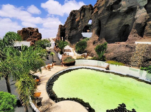 Lanzarote Tour: Lagomar Museum, Cactus Garden & La Graciosa - Guatiza’s Cactus Garden