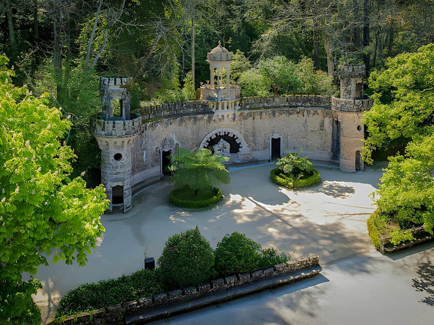 Lisbon: Sintra, Quinta Regaleira, Pena Gardens, Cascais Trip - The van, timing, and group size