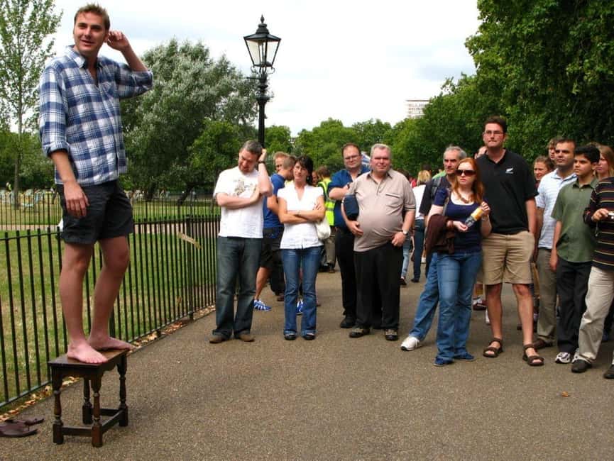 London: Hyde Park and Kensington Gardens Walking Tour - A 20-minute stop at the Serpentine Galleries