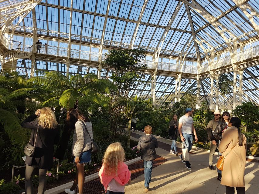 London: Westminster Walking Tour and Visit to Kew Gardens - Kew Gardens after the city streets