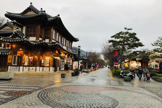 Maisan Cherry Blossom and Jeonju Hanok Village - Jeonju Hanok Village: traditional streets and local snacks