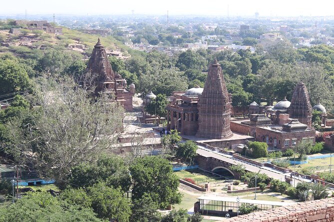 Mandore Garden Walking Tour - Old fort ruins and the story of security