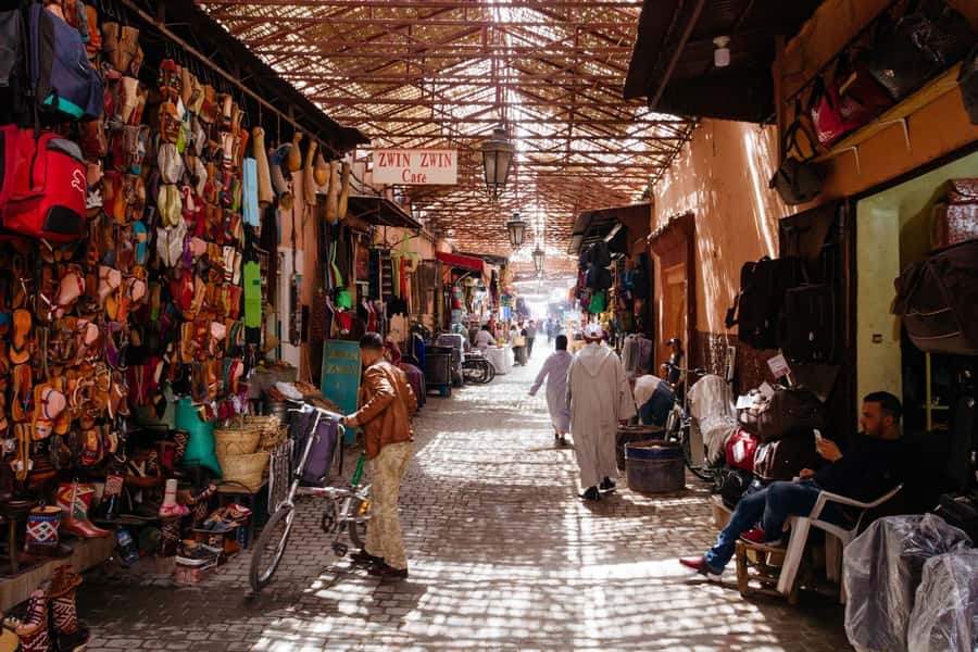 Marrakech: Guided City and Gardens Highlights Tour - Why this route works for a first day