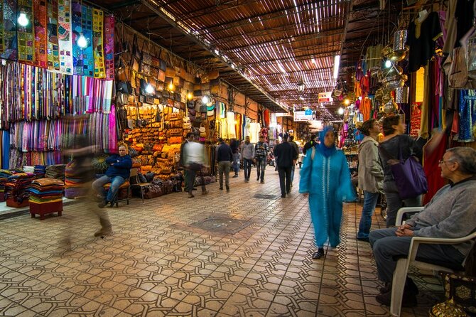 Marrakech: Guided City & Gardens Highlights Tour - Le Jardin Secret provides a quieter change of pace