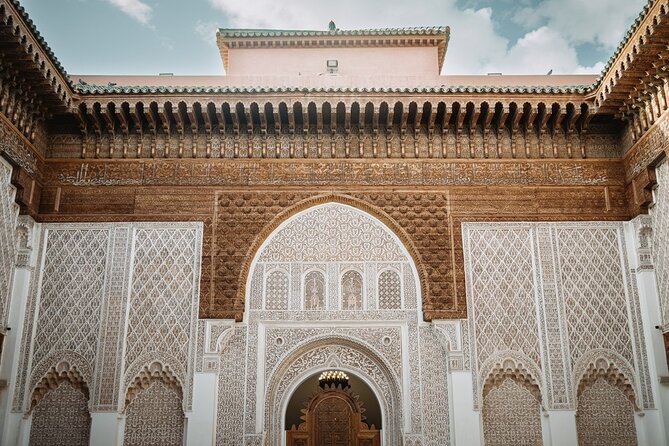 Marrakech : Madrasa Ben Youssef & Secret Garden and Medina Tour - Hammam Mouassine and an old Moroccan tradition