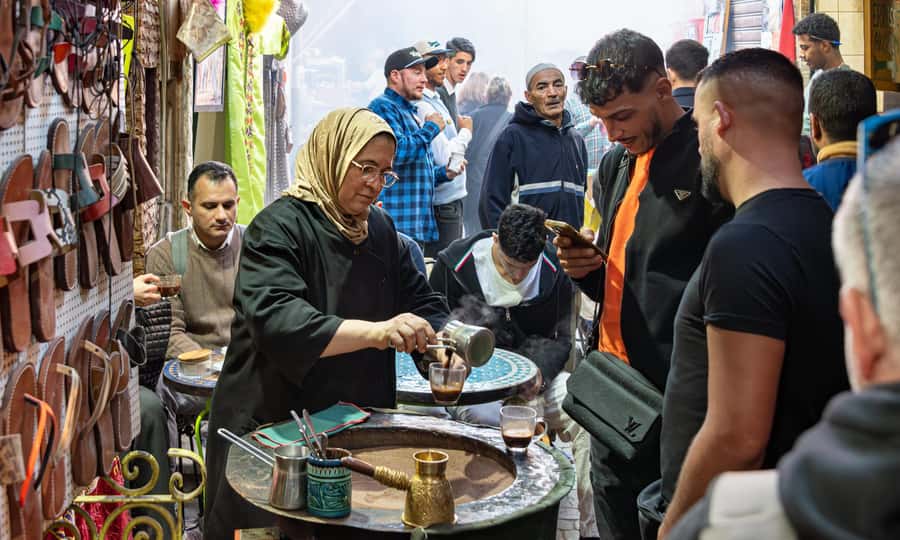 Marrakech: Medina, Souks, Artisans Guided Tour with Mint Tea - The dyers’ quarter and colorful wool