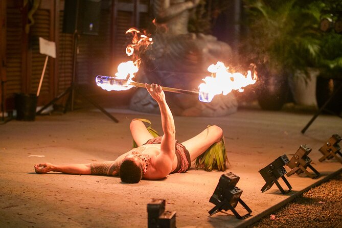 Maui Hula Show: Hula and Fire Dancing at South Maui Gardens - The fire finale brings the biggest burst of energy