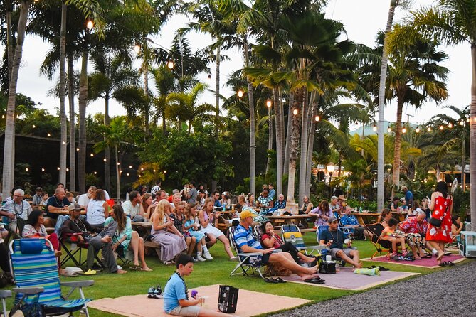Maui Hula Show: Hula and Fire Dancing at South Maui Gardens - Arriving at South Maui Gardens at 5 pm