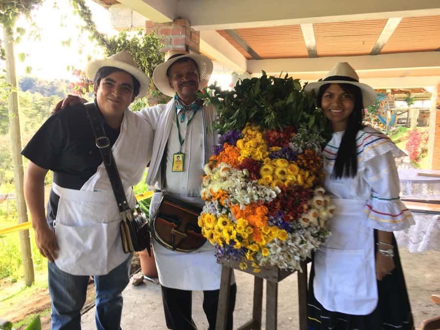 Medellín: Flower Farm & Silletero History Tour - The shorter Santa Elena stop