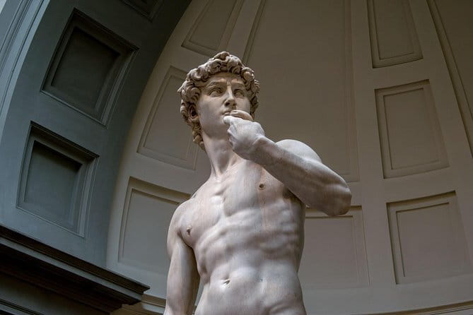 Medici's Mile Walking Tour plus Pitti Palace or Boboli Gardens Ticket - Choosing Palazzo Pitti over Boboli Gardens