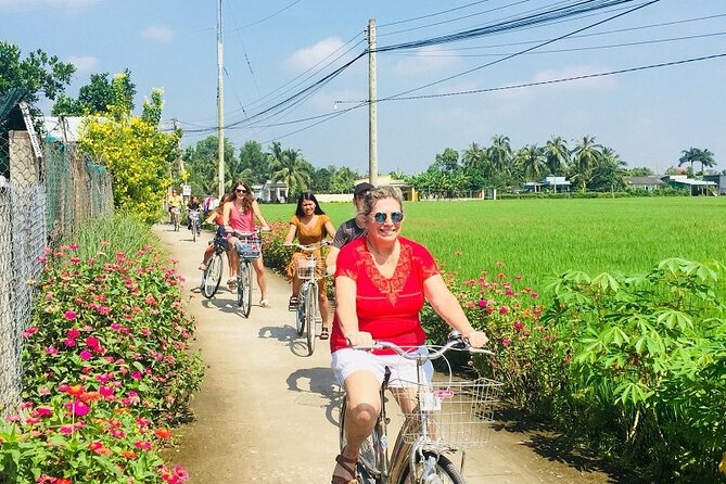 Mekong Delta Homestay 2-Day at Family Tiny Garden - Small Group - Cruising the Tien River near My Tho