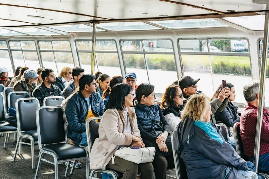 Melbourne: 1-Hour Gardens and Sporting Precinct River Cruise - Should you book the Gardens and Sporting Precinct cruise?
