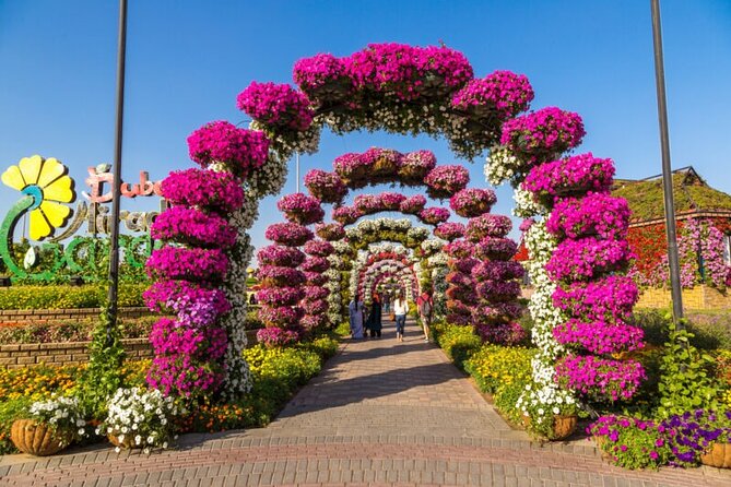 Miracle Garden Dubai - The Flower Parade and entertainment
