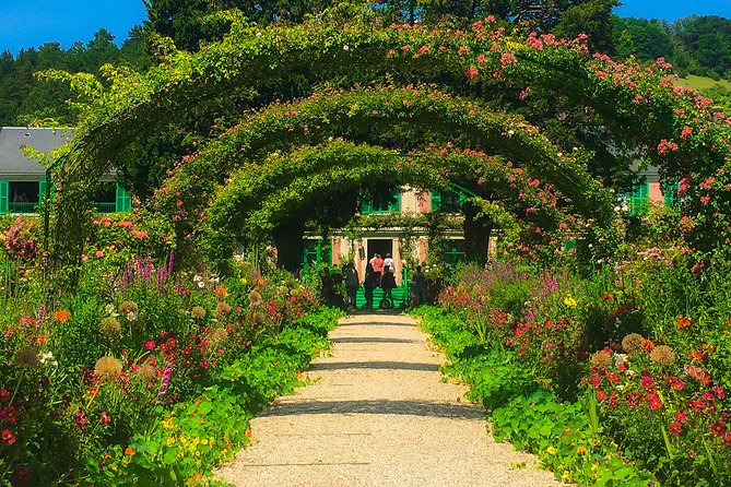 Monet's Gardens & House-Private Giverny Tour From Paris - Monet’s house: rooms that make the painter human