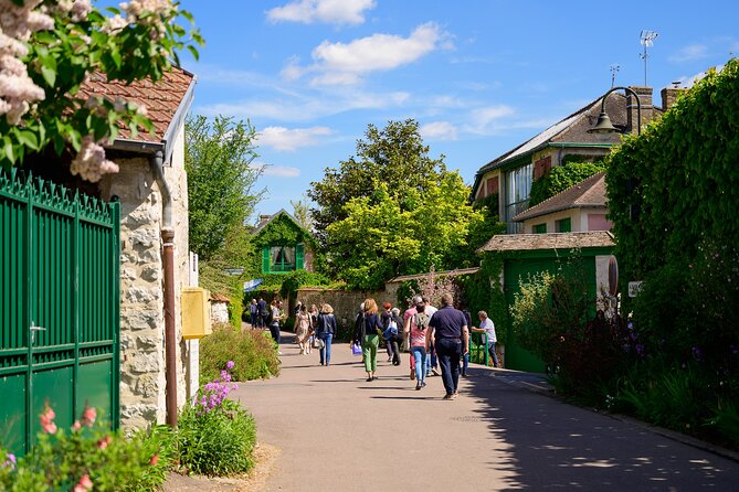 Monet's House and Garden & Giverny Village - Leaving Paris for Monet’s Giverny