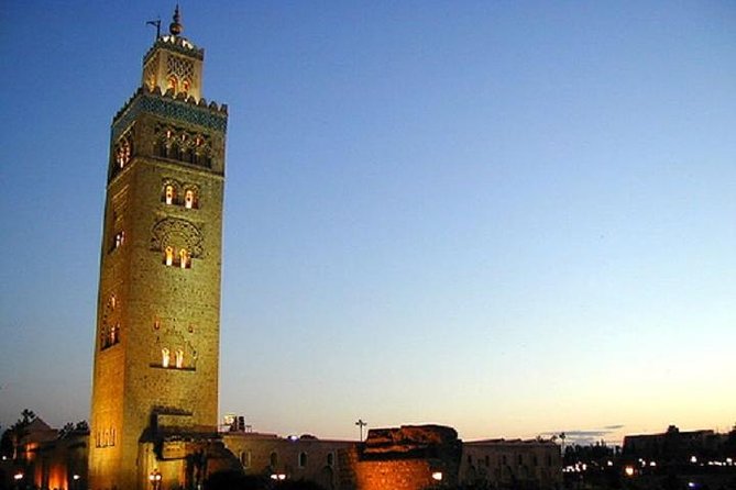 Monuments,Gardens and Special Shopping - Starting at 9 a.m. in an Air-Conditioned Vehicle