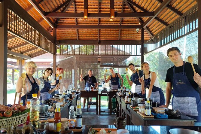 Morning Cooking Class in Traditional Pavilion with Beautiful Garden - Chiang Mai - Key points to know before booking