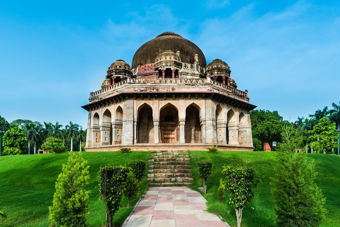 Mughal Heritage Tour Including Lodhi Garden, Humayun Tomb and Akshardham Temple - What this private Delhi tour actually gives you