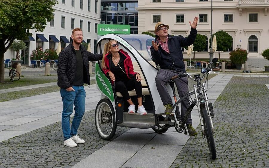 Munich: Old Town and English Garden Rickshaw Tour - Old Town sights without the long walk
