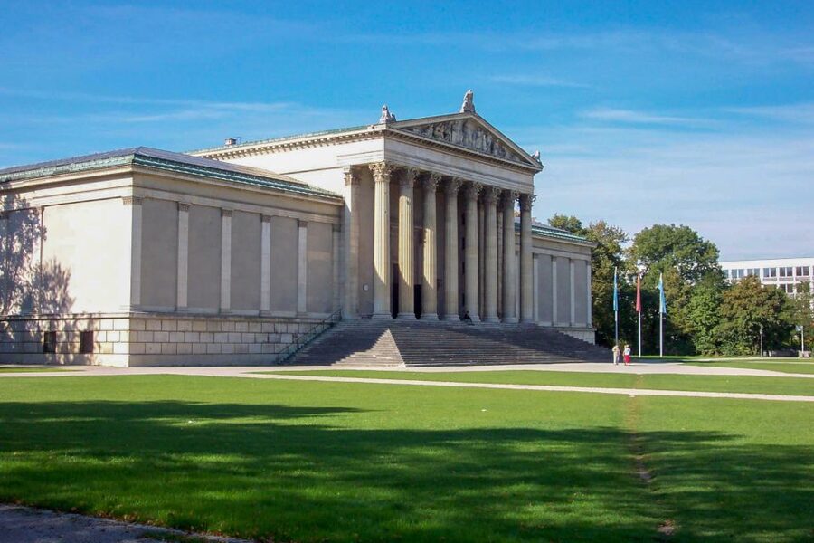 Munich: Old Town Walking Tour - Practical tips for making the most of the walk