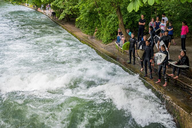 Munich Private City Bike Tour and English Garden - Who Should Book This Experience?