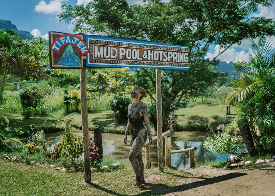 Nadi: Garden Village Hot Spring & Temple Highlights Tour - Five things to know before you book