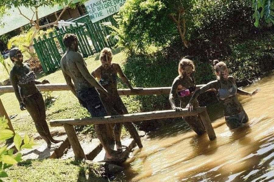 Nadi: Private Tour with Temple, Garden, Markets & Mud Pools - Five useful things to know before booking