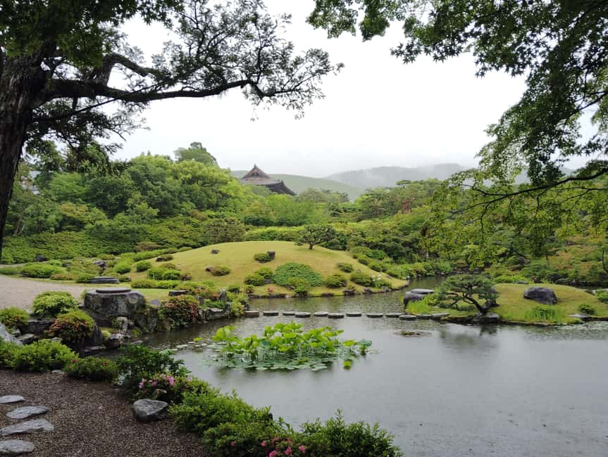 Nara: Yoshikien and Isuien Gardens Tour with Tea Tasting - What the three-hour schedule feels like