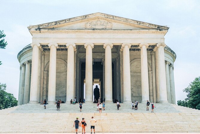 National Mall Tour with 10 Stops & U.S. Capitol or Museum Entry - White House, Lafayette Square, and the presidential neighborhood