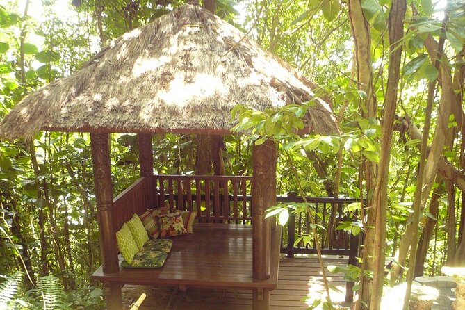 Nature and Sightseeing at Phantasea Tropical Botanical Garden - Who Will Enjoy This Garden Most?