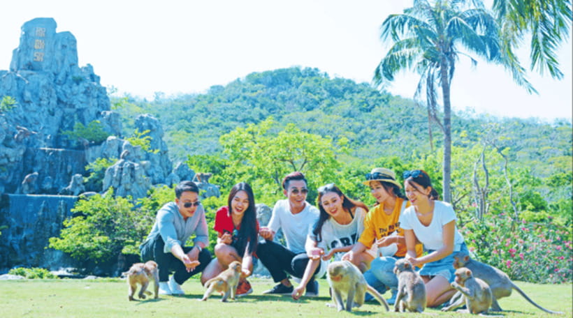 Nha Trang: Monkey Island with Orchids Island Combo Ticket - Crossing turquoise water to the islands