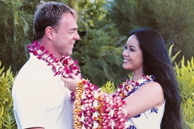 Orchid Airport Lei Greeting (Maui, Kahului Airport, OGG) - Practical booking advice for a smoother arrival