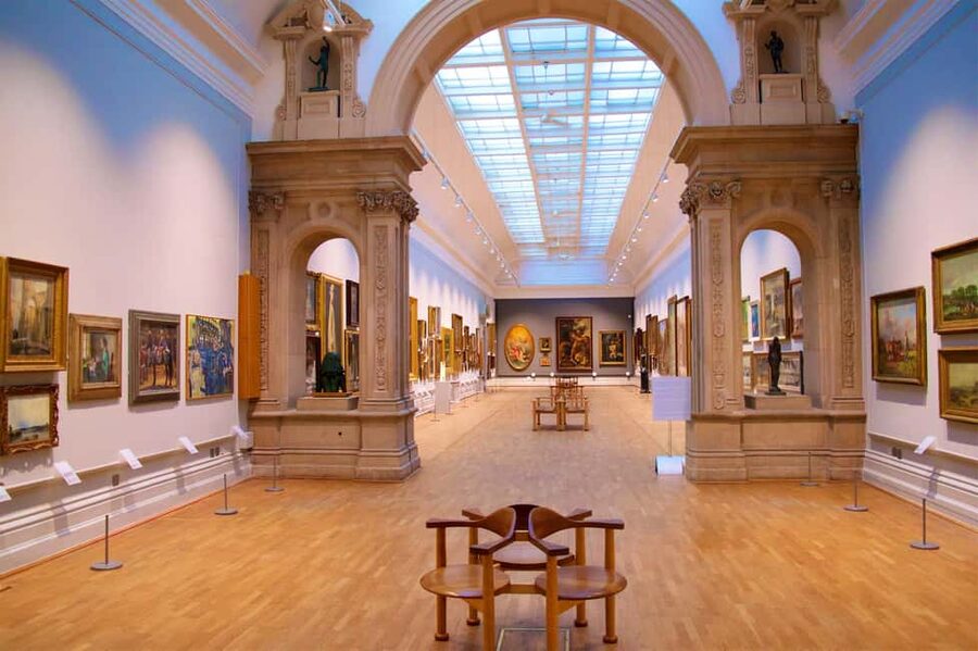Paris: Louvre Museum Entry Ticket and Garden Walking Tour - Making your self-guided Louvre visit count